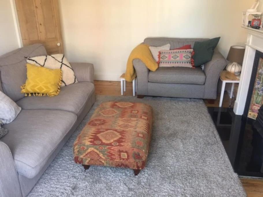 Spacious Victorian Townhouse With Cathedral Views リンカーン エクステリア 写真